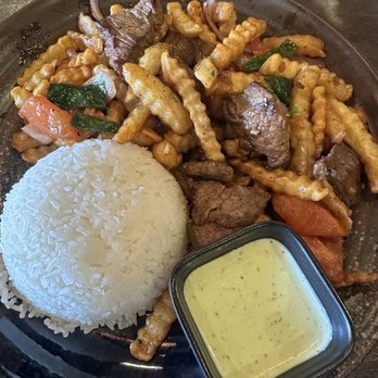 OMELI Kitchen - Lomo Saltado - Vietnamese Near Me - Fullerton, California