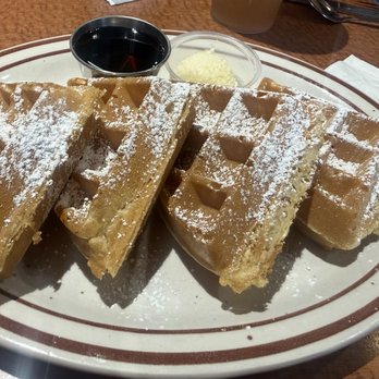 Bella’s Diner - Soft, fluffy and delicious - Coffee & Tea Near Me - Bakersfield, California