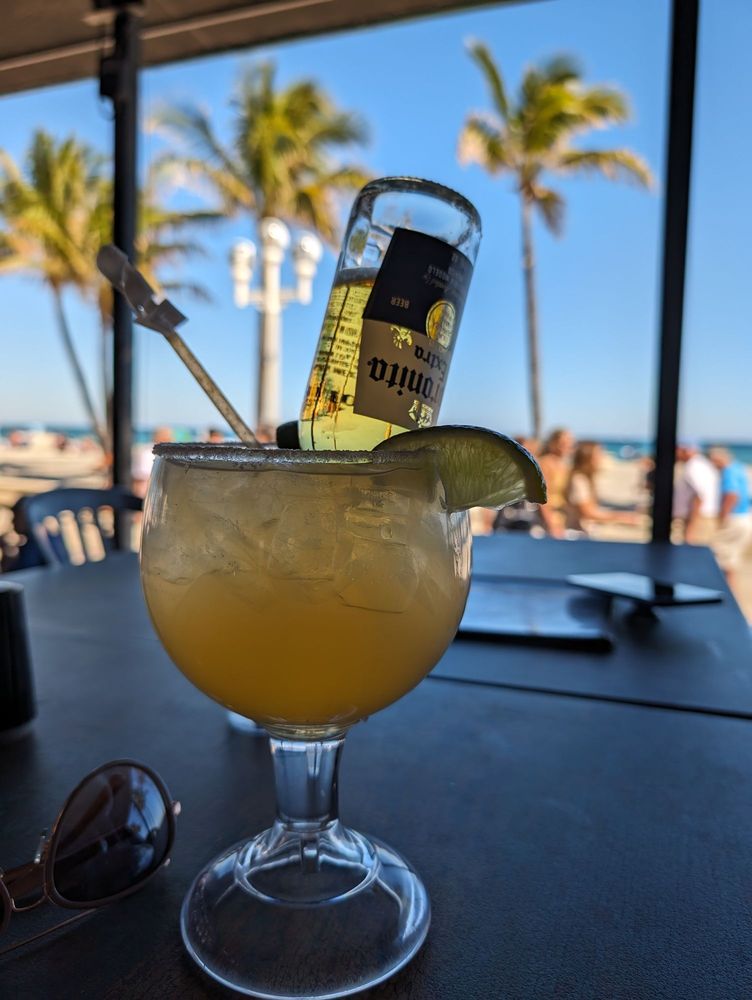 Mamacitas Latin Bar and Grill