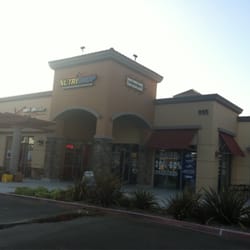 Nutrishop - Front of building