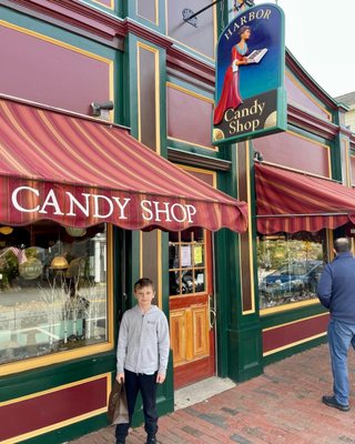Harbor Candy Shop by null