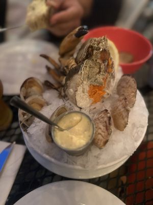 Huguette, Bistro de la mer by null