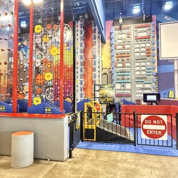 Uptown Jungle Fun Park - Indoor Playcenter Near Me - Chandler, Arizona
