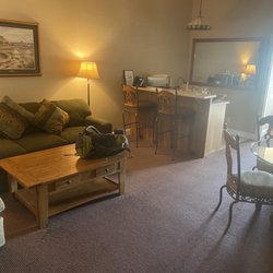 Portside Suites - Front room area