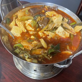 Chef Cho - Stinky tofu + intestine ： wugeng stinky tofu 五更臭豆腐 - Taiwanese Near Me - Newark, California
