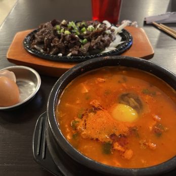 Mama's Kitchen - Had the combo, pork tofu soup and beef bulgogi - Korean Near Me - Menifee, California Mama's Kitchen - Had the combo, pork tofu soup and beef bulgogi - Korean Near Me - Menifee, California