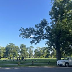Seneca Park - Typical weekday evening at Seneca Park. Sports teams. Walkers. Runners. That's a women's football team in the grass.