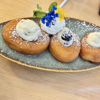 Egg Posh - Cannoli Donuts - Breakfast & Brunch Near Me - Frisco, Texas