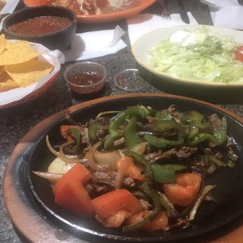 La Nopalera - Lunch portion steak fajitas - Mexican Near Me - Savannah, Georgia