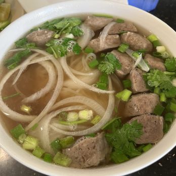 Pho Saigon No 1 Vietnamese Restaurant - #22. Pho with Meatballs - Vietnamese Near Me - Fairfield, California Pho Saigon No 1 Vietnamese Restaurant - #22. Pho with Meatballs - Vietnamese Near Me - Fairfield, California