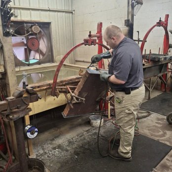 TRS Radiator & Air Conditioning - TRS Radiator & Air Conditioning - Auto Repair Near Me - Effingham, Illinois TRS Radiator & Air Conditioning - TRS Radiator & Air Conditioning - Auto Repair Near Me - Effingham, Illinois