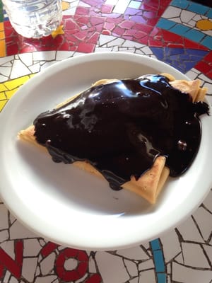 Chez Michou: Crepe, Crepe doce, Crepe salgado, Lanche, Drinks, Delivery, Búzios by null