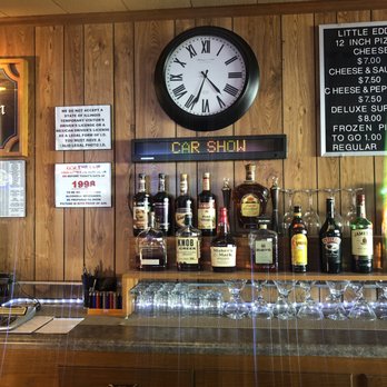 Gregg's Olde Town Tap - Park on Park car show - Dive Bars Near Me - Mundelein, Illinois
