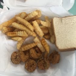 River Fish Market - Shrimp and fries