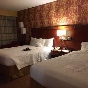 Courtyard by Marriott Bakersfield - Nice room. Clean, big and comfy. - Hotels Near Me - Bakersfield, California Courtyard by Marriott Bakersfield - Nice room. Clean, big and comfy. - Hotels Near Me - Bakersfield, California