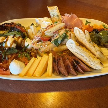 Myles On Main - Burgers Near Me - Riverhead, New York