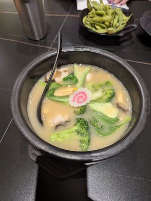Sumo Ramen by null