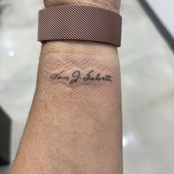 Legacy Ink Tattoo Parlor 