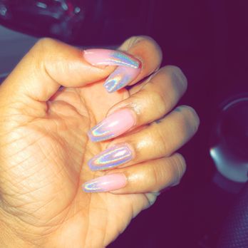 Leah's Nail Shop - Nail Salons Near Me - Carson, California