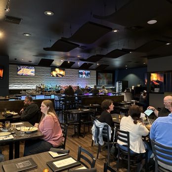 Bar Bistro - Cocktail Bars Near Me - Tacoma, Washington
