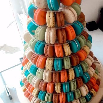 Aurora Grace - Gorgeous delicate macarons - Chocolatiers & Shops Near Me - Philadelphia, Pennsylvania