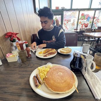 Roady's Restaurant - Breakfast & Brunch Near Me - San Dimas, California
