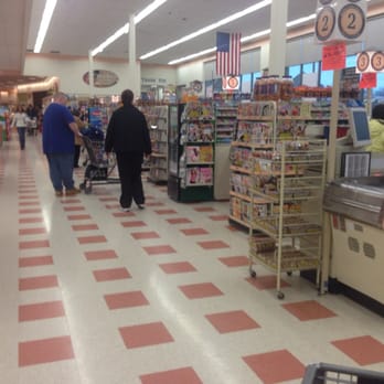 Market Basket - people shopping in a grocery store - Grocery Near Me - Lowell, Massachusetts