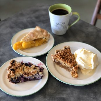 The Right Slice - mango lilikoi pie, mac nut pie with vanilla ice cream, blueberry piña colada pie - Desserts Near Me - Kalaheo, Hawaii The Right Slice - mango lilikoi pie, mac nut pie with vanilla ice cream, blueberry piña colada pie - Desserts Near Me - Kalaheo, Hawaii
