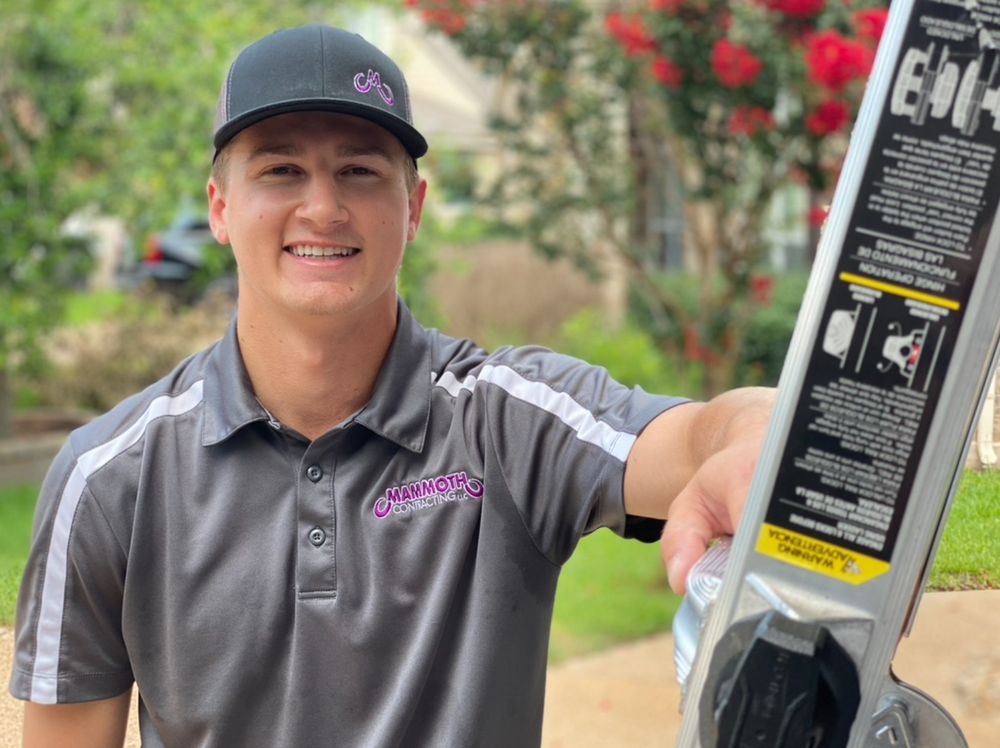 Slide of Mammoth Contracting - Round Rock