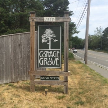Cottage Grove At Eastham - Sign on Rt. 6 - Bed & Breakfast Near Me - Eastham, Massachusetts
