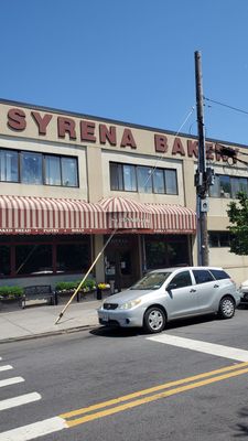 Syrena Bakery by null