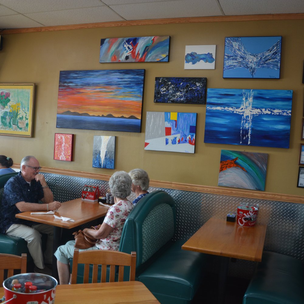 PicNik's - Dining Room - Breakfast & Brunch Near Me - Mooresville, North Carolina