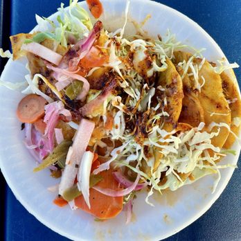 Tacos De Canasta El Atoron - Tacos de papa, frijol y chicharrón - Food Trucks Near Me - Fresno, California Tacos De Canasta El Atoron - Tacos de papa, frijol y chicharrón - Food Trucks Near Me - Fresno, California