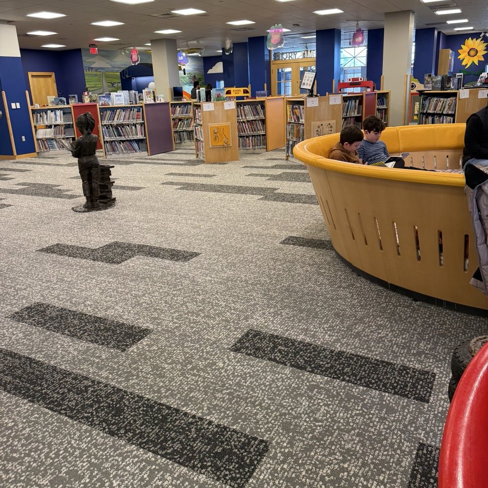 Clinton Macomb Public Library - Libraries Near Me - Clinton Twp, Michigan