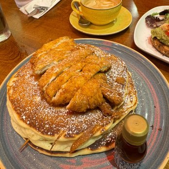 Carnegie Diner & Cafe - Diners Near Me - Vienna, Virginia