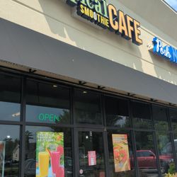 Tropical Smoothie Cafe