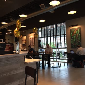 Starbucks - Nice open area - Coffee & Tea Near Me - Grapevine, Texas
