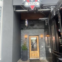 The Oakville Pump & Patio - We're hooked on their Trivia nights