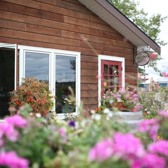 Alexeli Vineyard & Winery - AlexEli Vineyard & Winery tasting room. - Wineries Near Me - Molalla, Oregon Alexeli Vineyard & Winery - AlexEli Vineyard & Winery tasting room. - Wineries Near Me - Molalla, Oregon