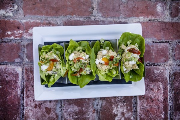 Trevor's at the Tracks by null