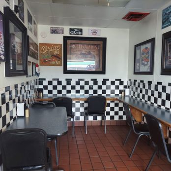 West Street Burger - a checkered wall and tables - Burgers Near Me - Wichita, Kansas West Street Burger - a checkered wall and tables - Burgers Near Me - Wichita, Kansas