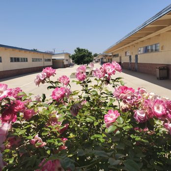De Anza Middle School - Middle Schools & High Schools Near Me - Ontario, California