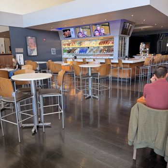 Studio Movie Grill - Simi Valley - Bar area - Cinema Near Me - Simi Valley, California