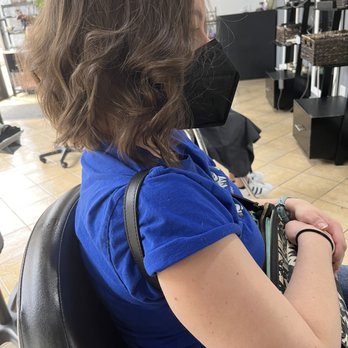 Bella Vista Salon - Hair Salons Near Me - Union City, New Jersey