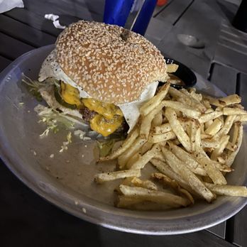 Billy Yanks - Burger - Whiskey Bars Near Me - Hamilton, Ohio