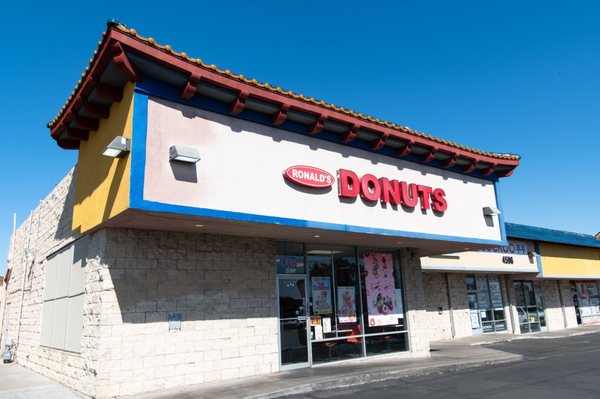 Ronald's Donuts by null