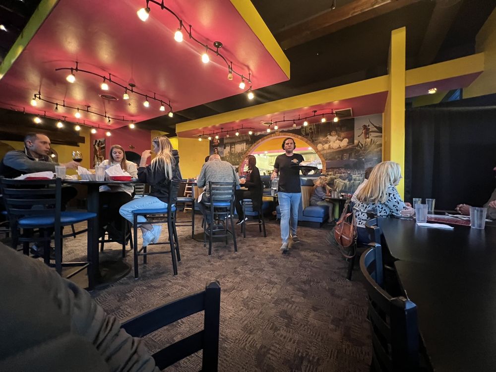 Alberto's Mexican Cuisine