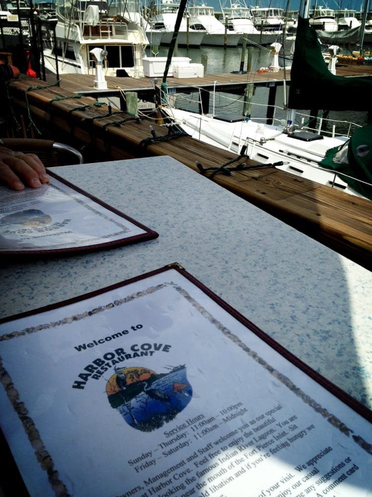 Harborcove Bar & Grill
