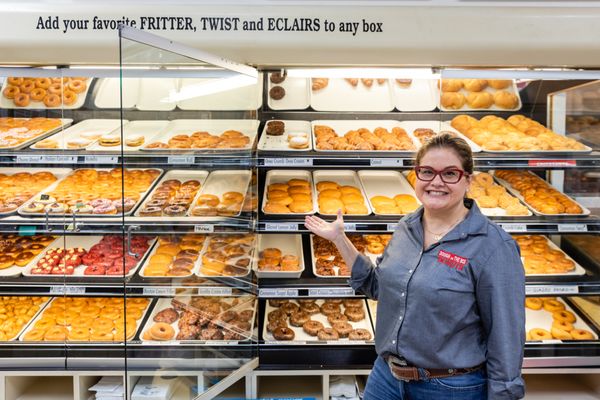 Dough In The Box DONUTS - Marietta by null