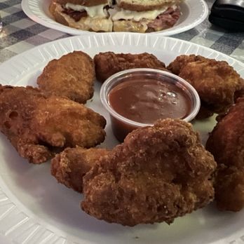 Meier's Tavern - Wings were okay - Bars Near Me - Glenview, Illinois Meier's Tavern - Wings were okay - Bars Near Me - Glenview, Illinois